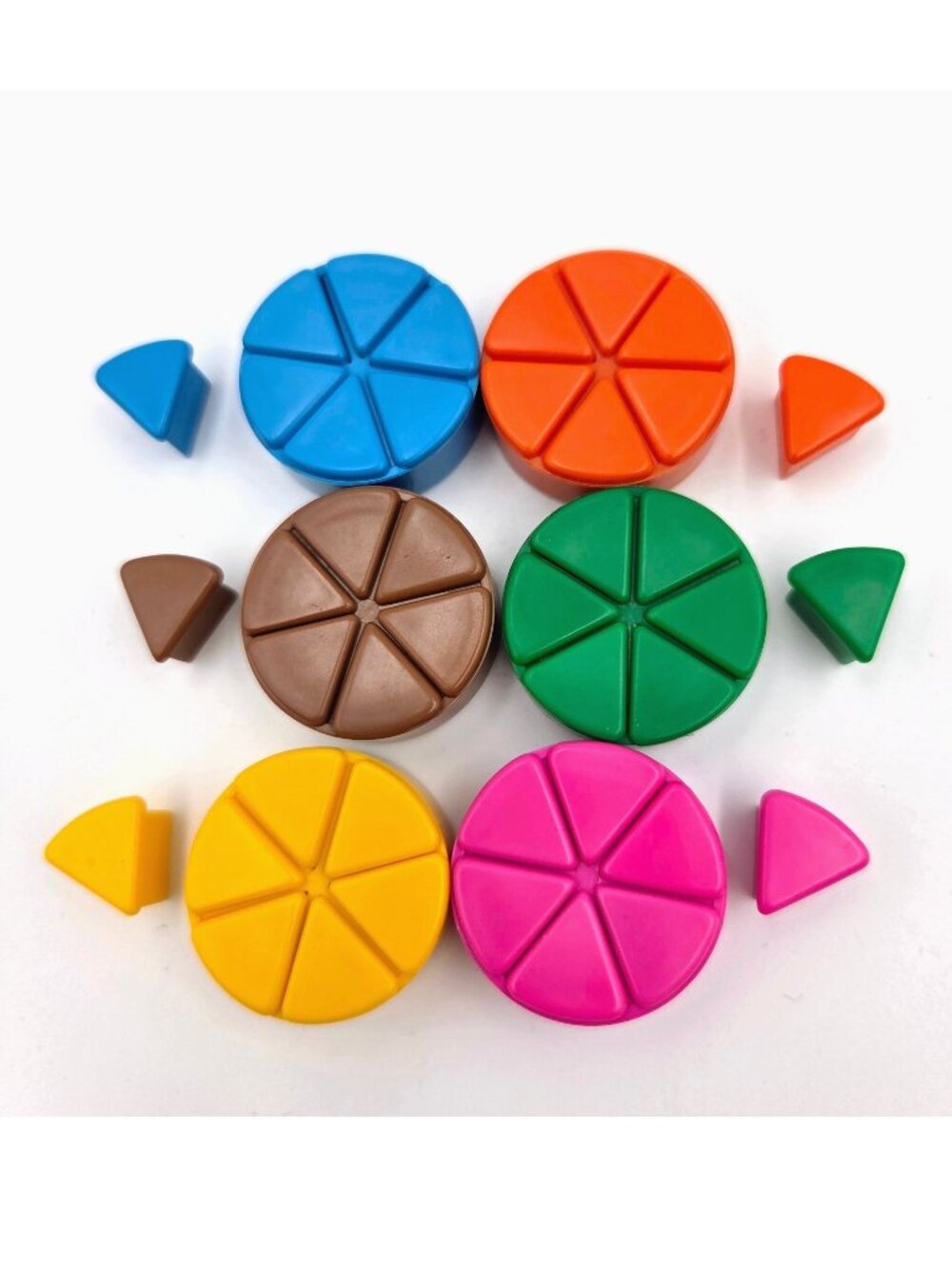 Trivial Pursuit Replacement Game Pieces Parts Pies Wheels Wedges Toy Read